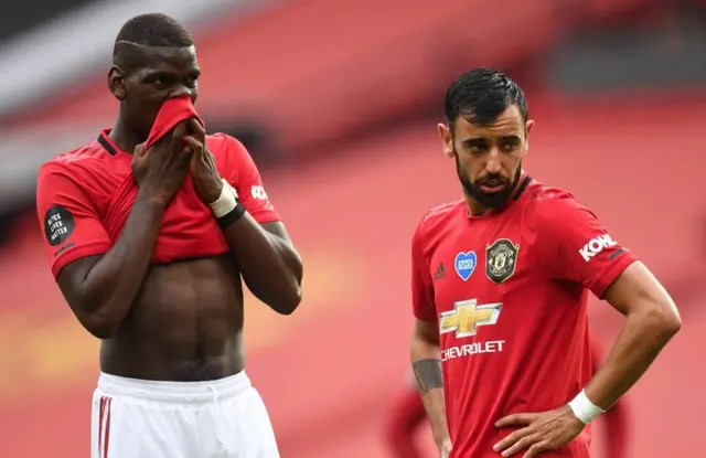  曼联争议红牌葬送德比胜利  